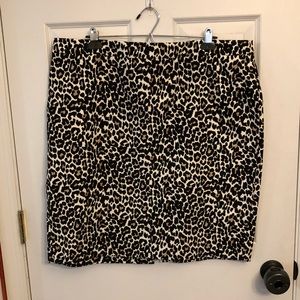 J Crew Leopard Pencil Skirt Size 18